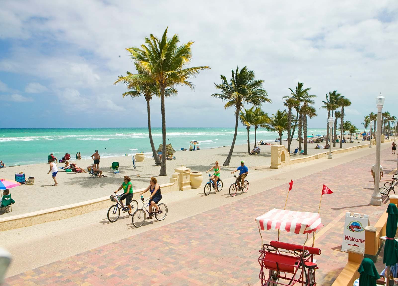 Enjoy the retro charm of Florida’s Hollywood